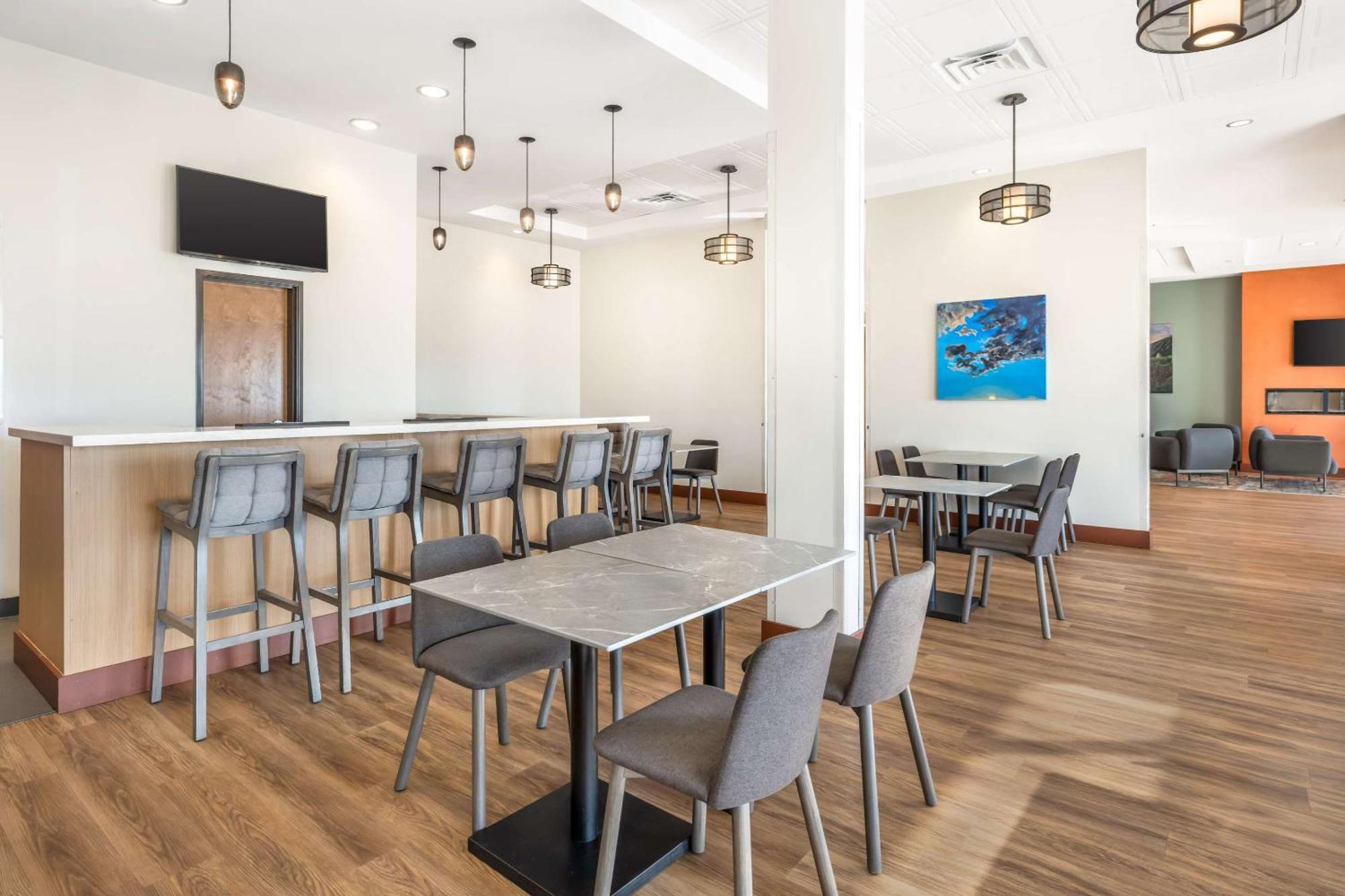 Radisson Hotel Pendleton Airport المظهر الخارجي الصورة