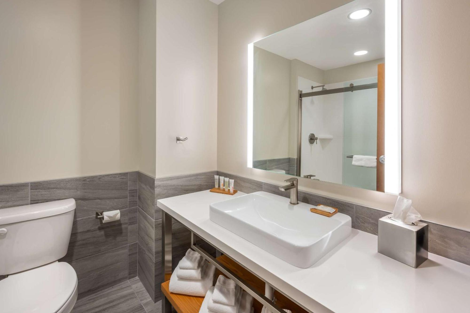Radisson Hotel Pendleton Airport المظهر الخارجي الصورة
